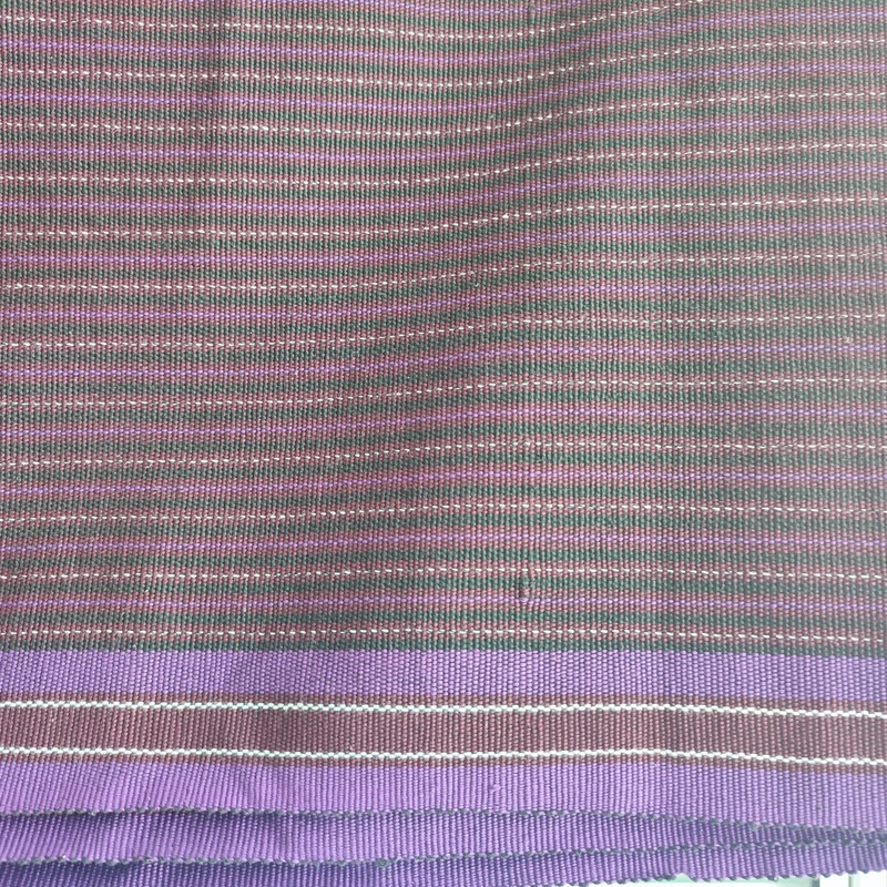 Motif Tenopo: Simbol Kehidupan Sosial dan Persaudaraan


Tenopo berasal dari bentuk lingkaran atau jalinan, yang melambangkan ikatan sosial yang kuat, gotong royong, dan solidaritas masyarakat Adonara.
Motif ini mengingatkan bahwa hidup adalah tentang kebersamaan dan bahwa kekuatan sejati ada dalam persatuan.
Motif ini digunakan untuk kegiatan sehari-hari dan juga acara pemakaman.


